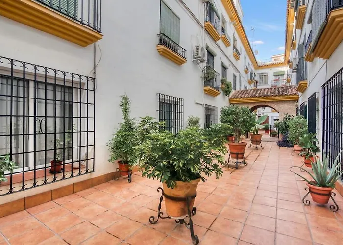 Center,luxury Decoration,20min To Cathedral Of