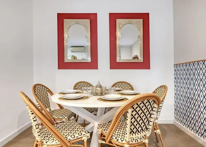 Апартаменты Center,luxury Decoration,20min To Cathedral Of