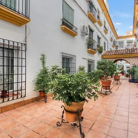 Center,luxury Decoration,20min To Cathedral Of